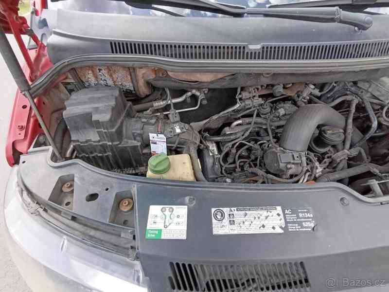 Volkswagen Transporter 2,0   T5.1 LONG 2.0TDI 103KW 9 MÍST - foto 8