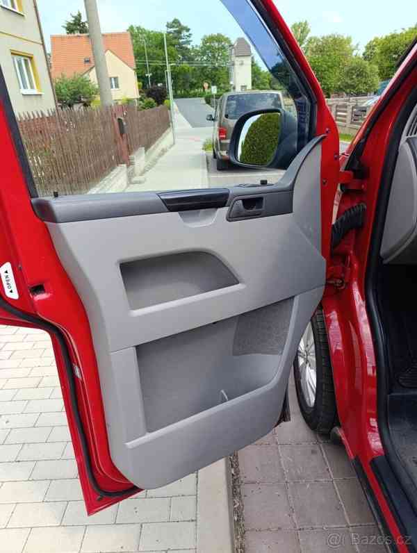 Volkswagen Transporter 2,0   T5.1 LONG 2.0TDI 103KW 9 MÍST - foto 18