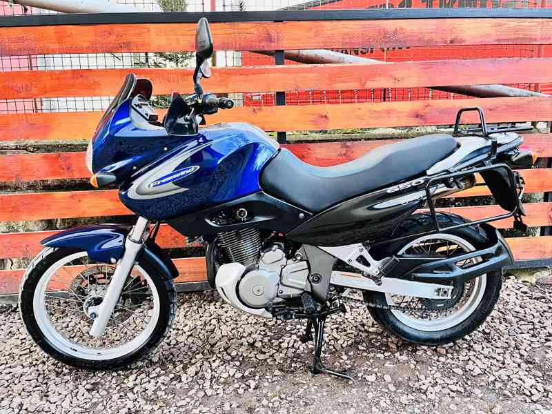 Suzuki XF 650 Freewind - foto 2