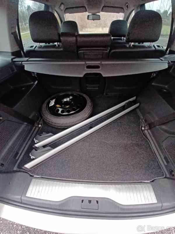 Opel Zafira 1,6 - foto 8