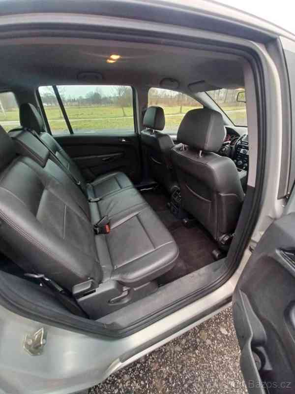 Opel Zafira 1,6 - foto 12