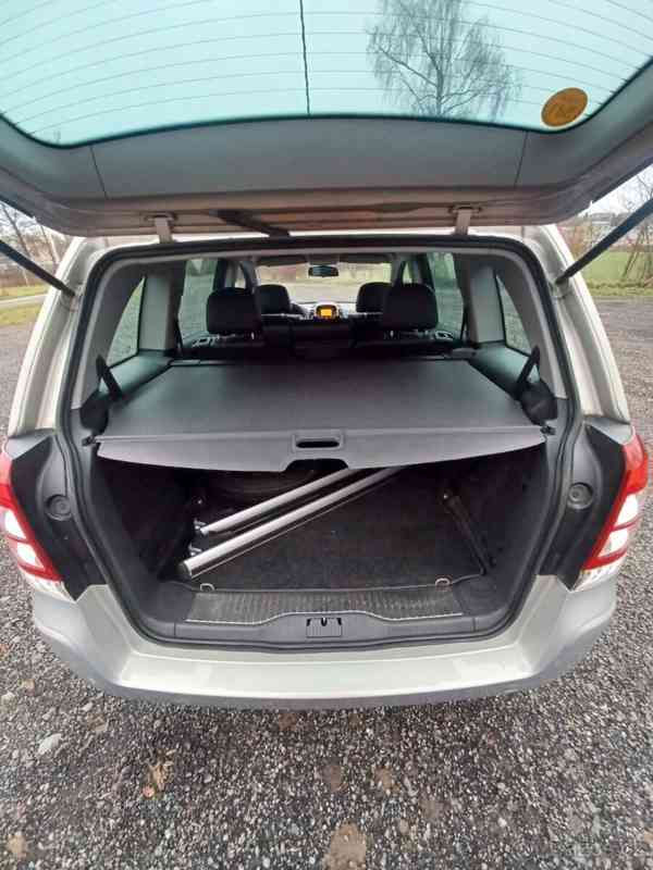 Opel Zafira 1,6 - foto 9