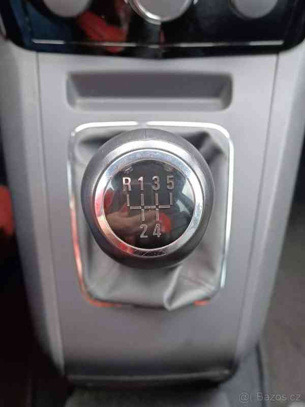 Opel Zafira 1,6 - foto 3