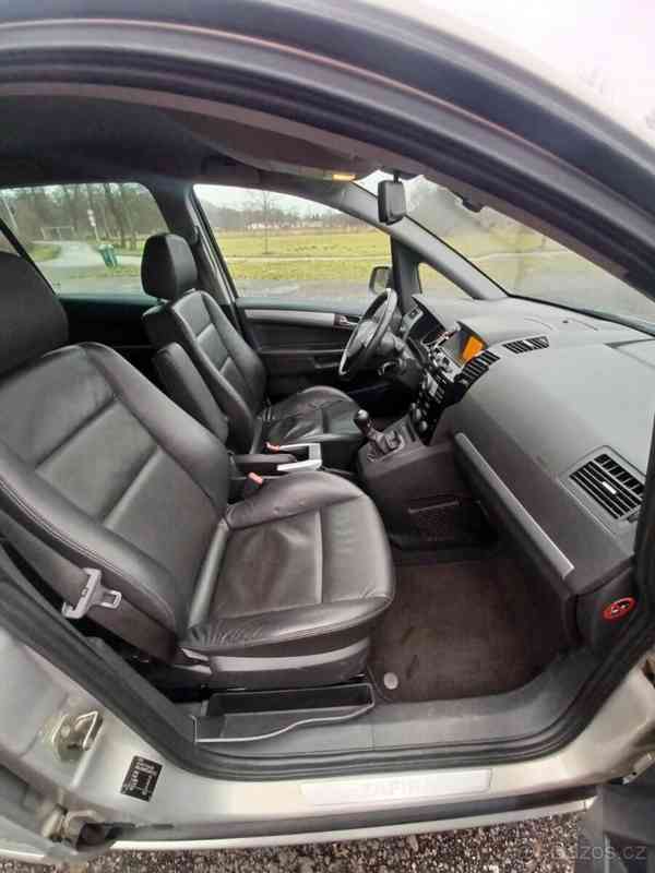 Opel Zafira 1,6 - foto 13