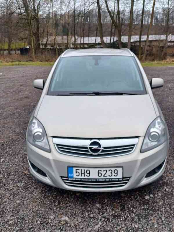 Opel Zafira 1,6 - foto 1