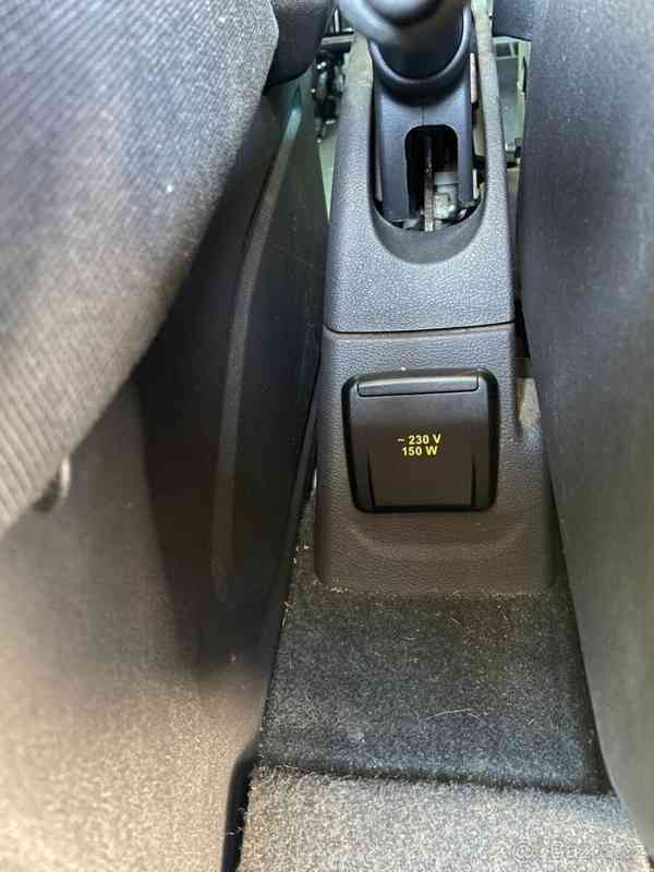 Ford Tourneo Custom 2,2   L2, nez.topení Planar - foto 5