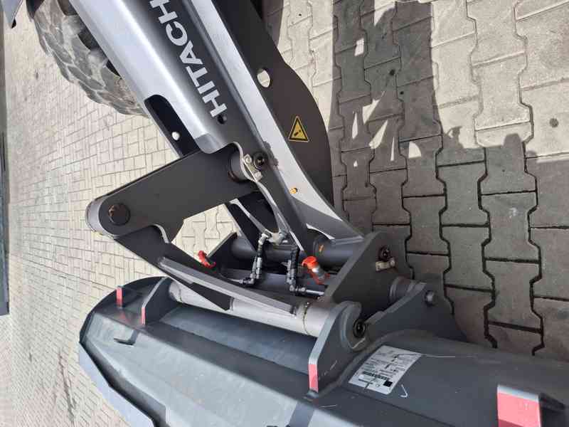 Nakladač Hitachi ZW95-6V, r. 2020, 8000 mth, 0,8 m³, funkční - foto 8