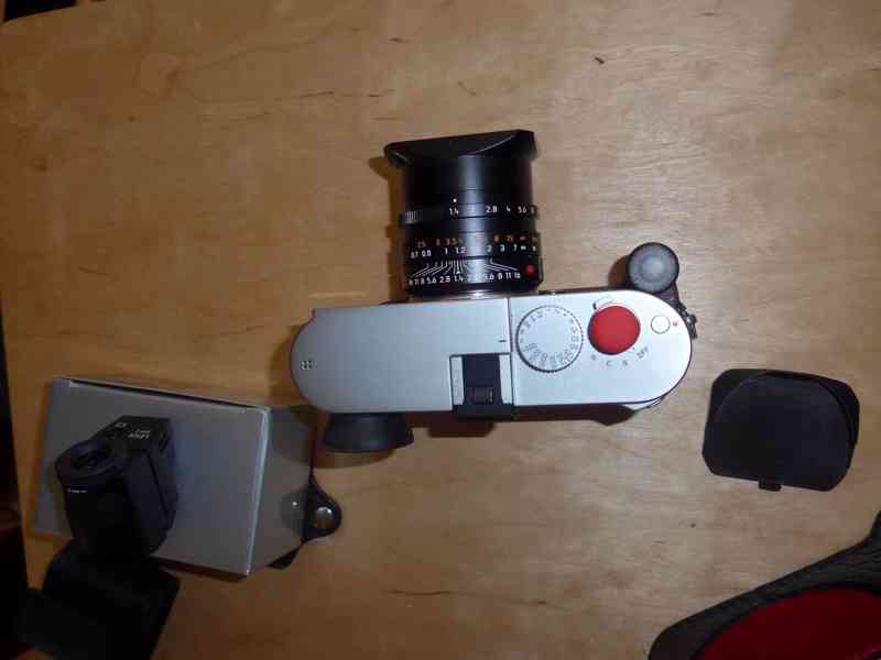 LEICA M240 A SUMMILUX FLE 35MM F1.4 AND SUMMARIT-M f2.5 7 OB - foto 7