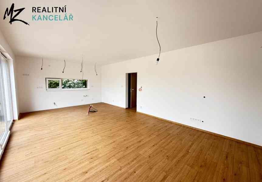 Prodej rodinného domu 131 m², pozemek 1098 m² - foto 14