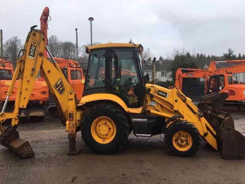 Rýpadlo-nakladač JCB 3 CX - foto 2