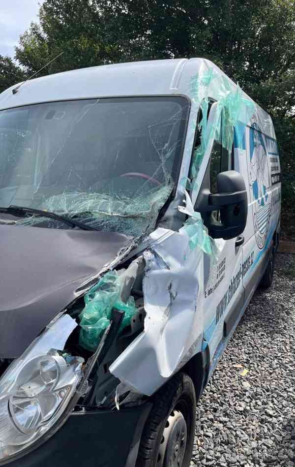 Renault Master 2,3   dCi 96 kW r. 2017 - HAVAROVANÝ - foto 6