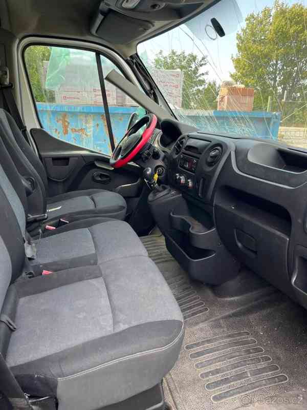 Renault Master 2,3   dCi 96 kW r. 2017 - HAVAROVANÝ - foto 3