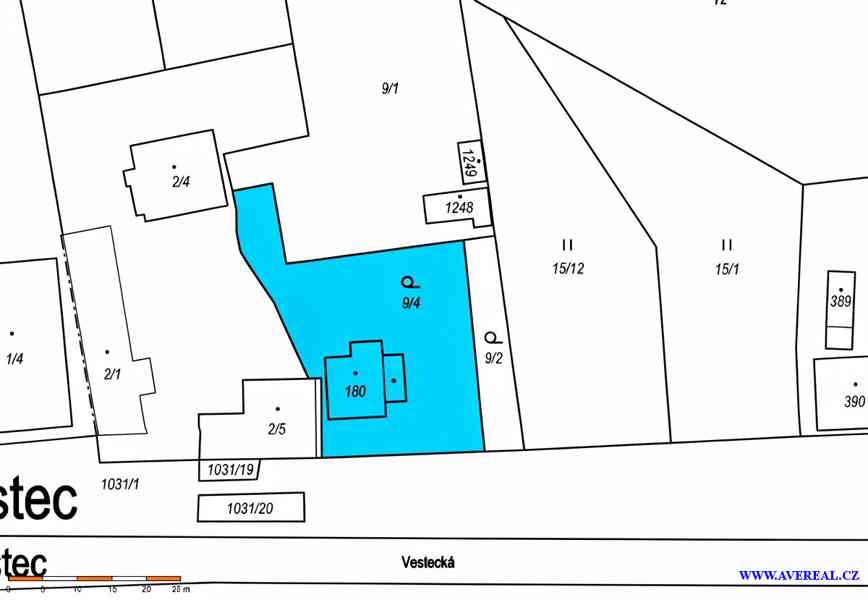 Prodej rodinného domu 5+kk s bazénem, garáží a zahradou – Ve - foto 33