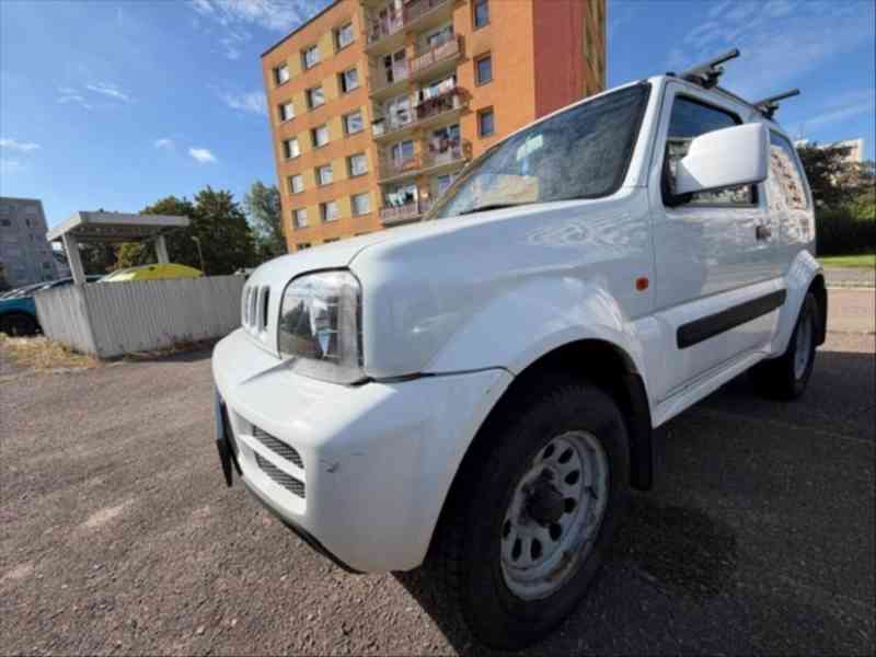 Suzuki Jimny 1,3   4x4 (62,5 kW) - tažné - foto 14