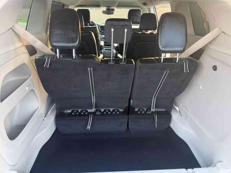 Chrysler Pacifica 3,6 Pentastar Radar RU 2023 - foto 6