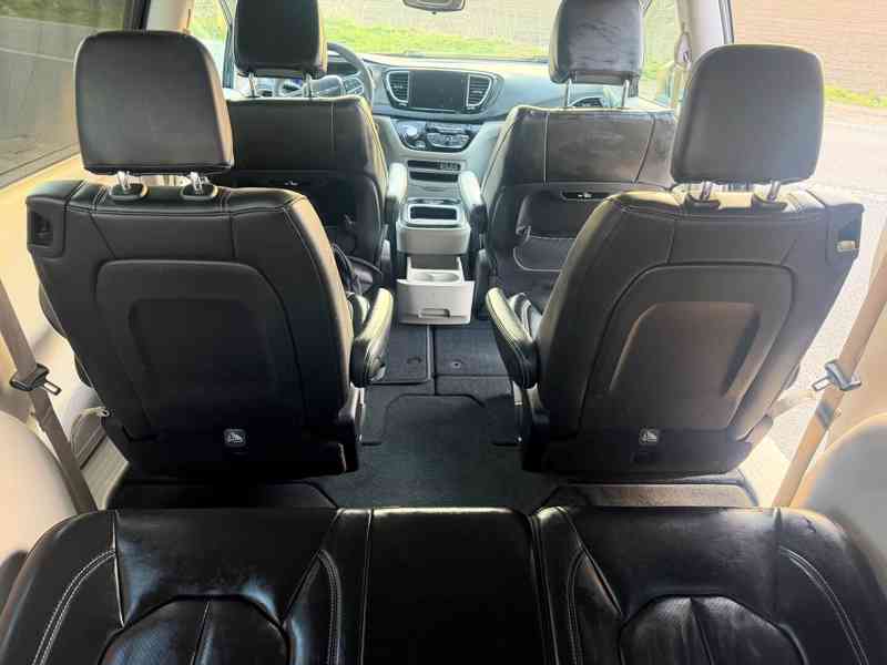 Chrysler Pacifica 3,6 Pentastar Radar RU 2023 - foto 7