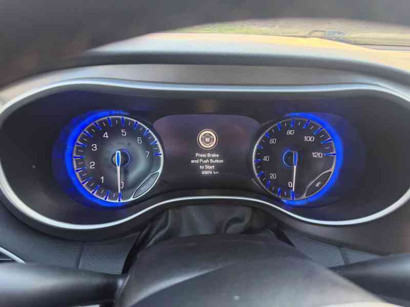 Chrysler Pacifica 3,6 Pentastar Radar RU 2023 - foto 15