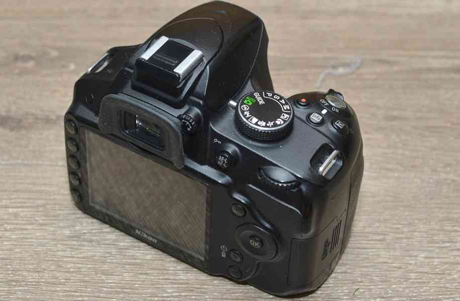 Nikon D3200 *24 MPix CMOS*Full HDV**TOP 52000 Exp. - foto 5