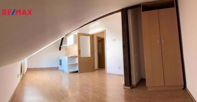 Prodej bytu 1+kk v osobním vlastnictví 36,2 m², Hodolanská, Olomouc - foto 1