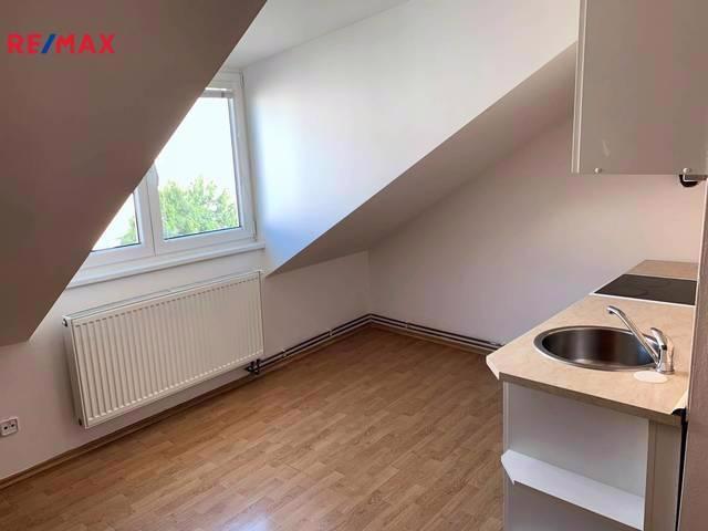 Prodej bytu 1+kk v osobním vlastnictví 36,2 m², Hodolanská, Olomouc - foto 3