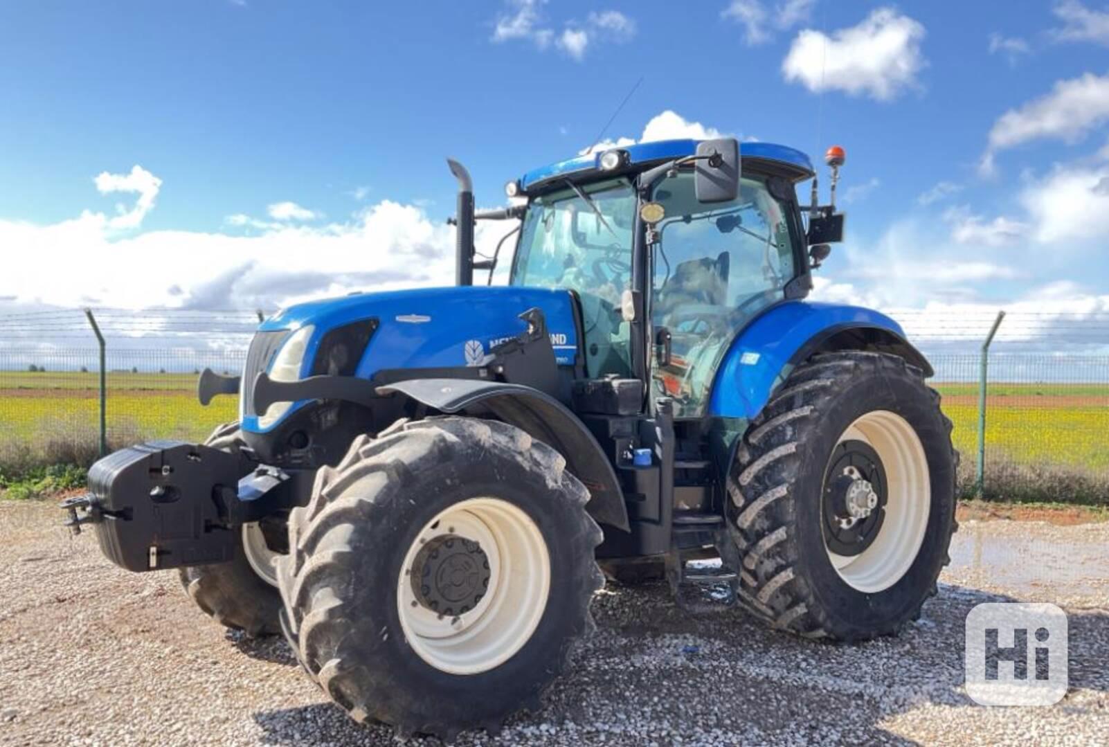 2015 New Holland T7250 - foto 1