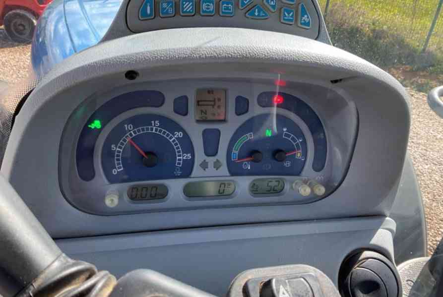 2015 New Holland T7250 - foto 3