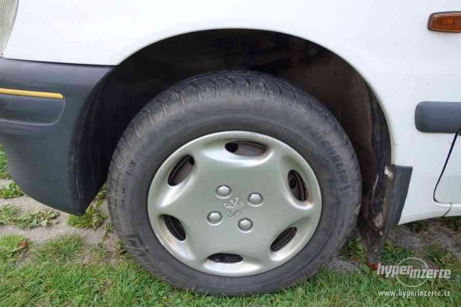 Prodám Peugeot 106 1,0 1.majitel v ČR - foto 9