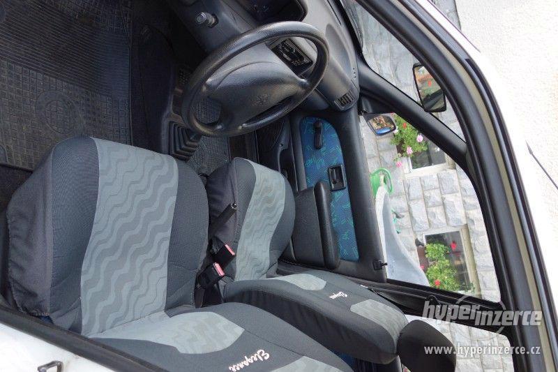 Prodám Peugeot 106 1,0 1.majitel v ČR - foto 18