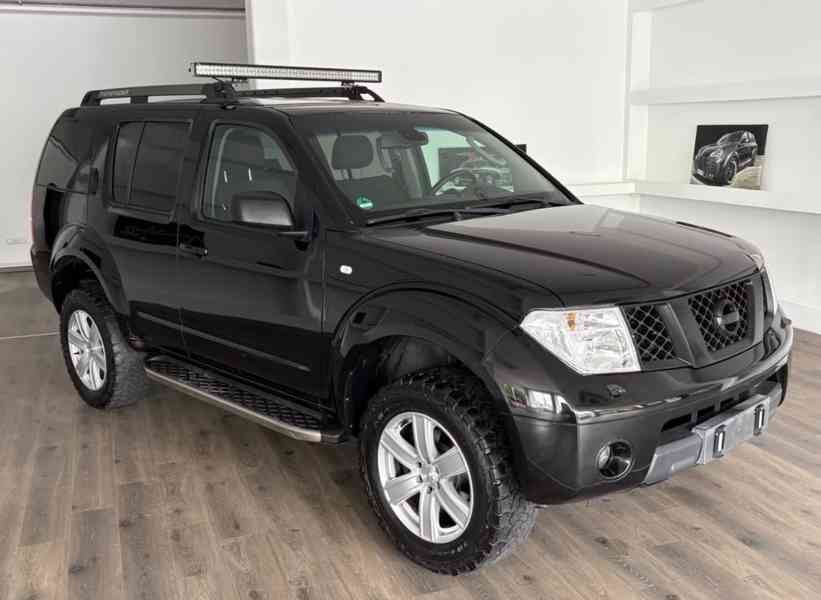 Nissan Pathfinder 2.5 dCi 126kw - foto 3