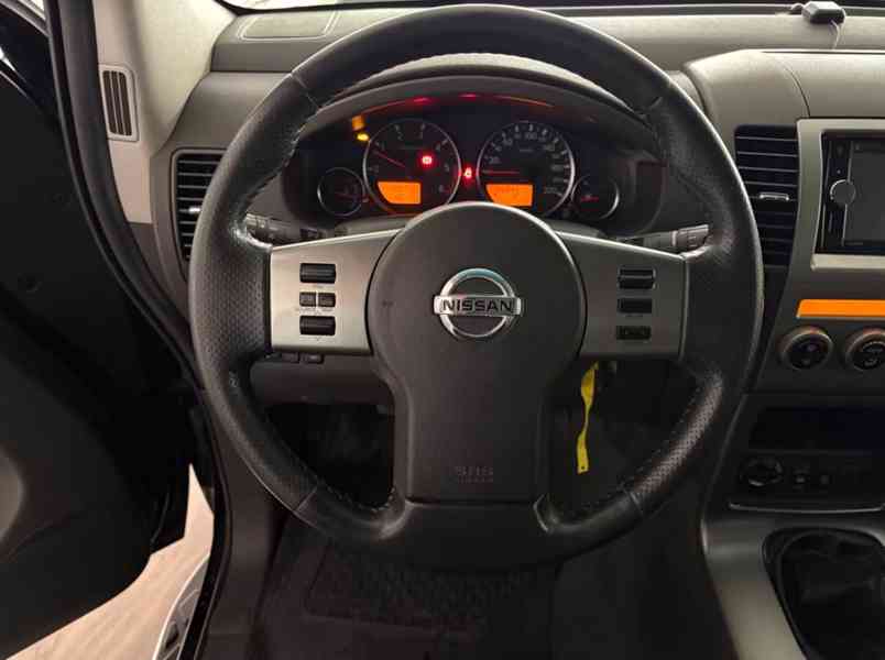 Nissan Pathfinder 2.5 dCi 126kw - foto 12