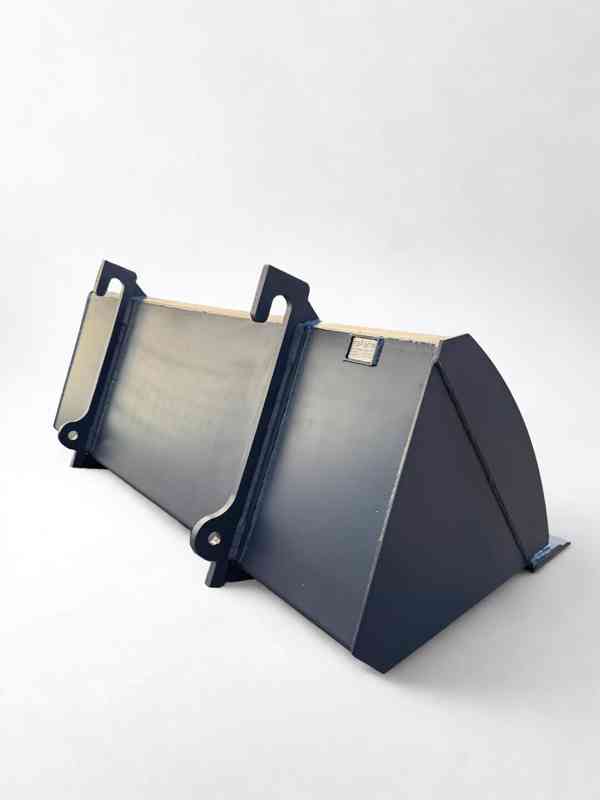 Objemová lopata pro nakladač 200 cm 0,6 m3 - foto 6