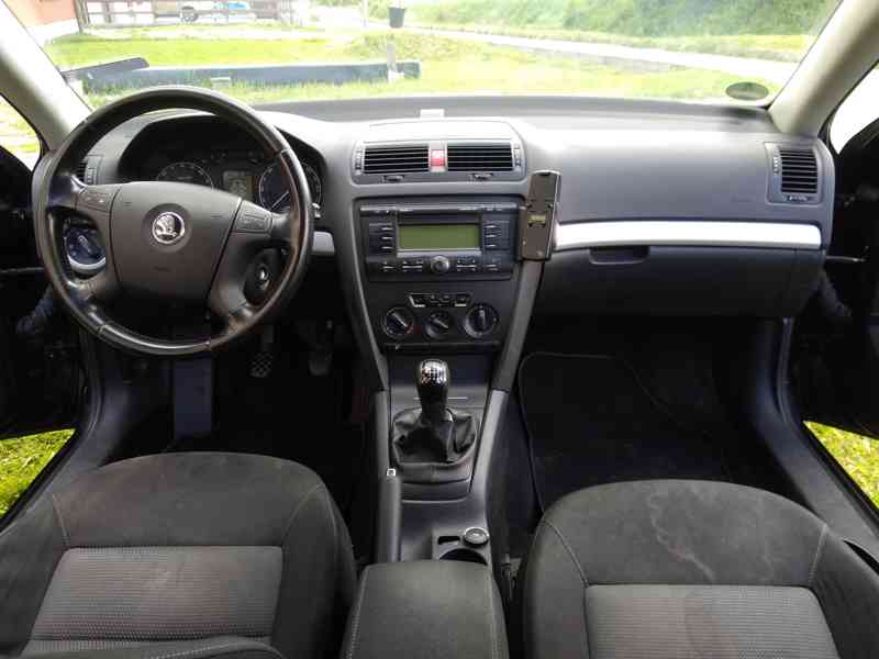 Škoda Octavia II 2008 2.0 TDI 103kw - foto 4