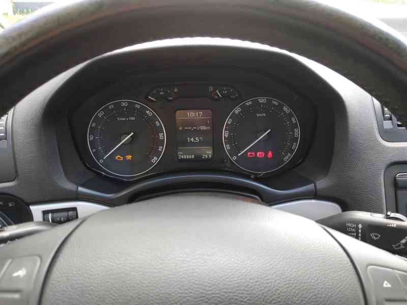 Škoda Octavia II 2008 2.0 TDI 103kw - foto 5