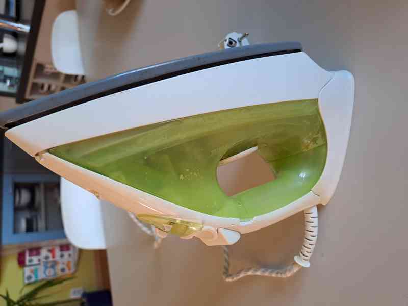 Žehlička TEFAL PRIMAGLISS 15 - foto 3