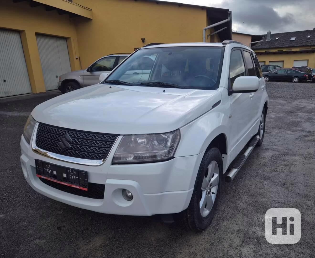 Suzuki Grand Vitara 2.0i Club benzín 103kw - foto 1