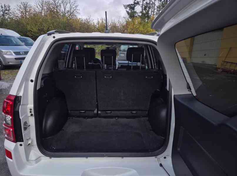 Suzuki Grand Vitara 2.0i Club benzín 103kw - foto 12