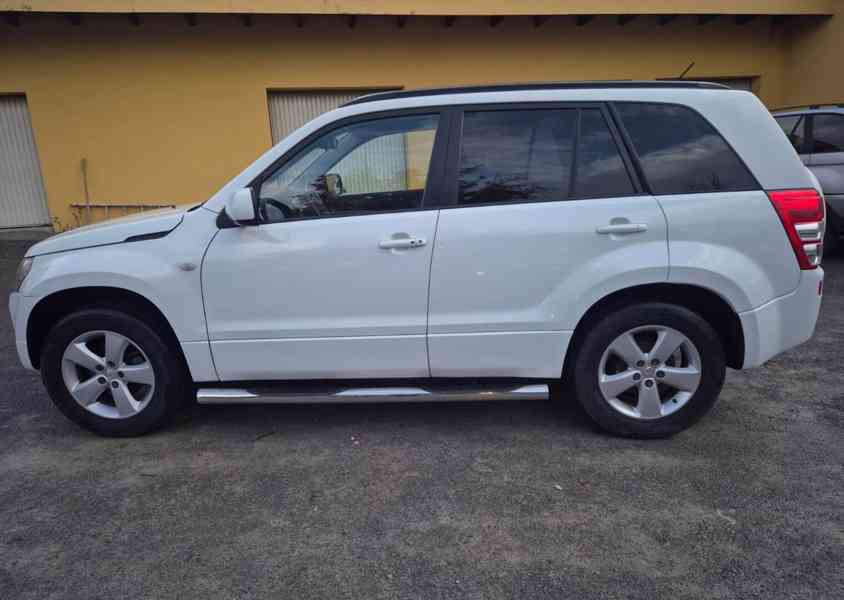Suzuki Grand Vitara 2.0i Club benzín 103kw - foto 5