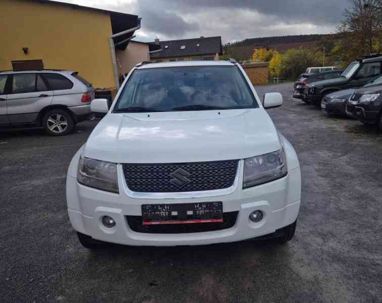 Suzuki Grand Vitara 2.0i Club benzín 103kw - foto 6