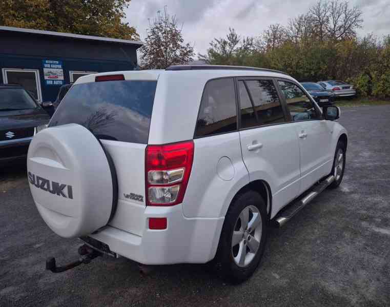 Suzuki Grand Vitara 2.0i Club benzín 103kw - foto 13