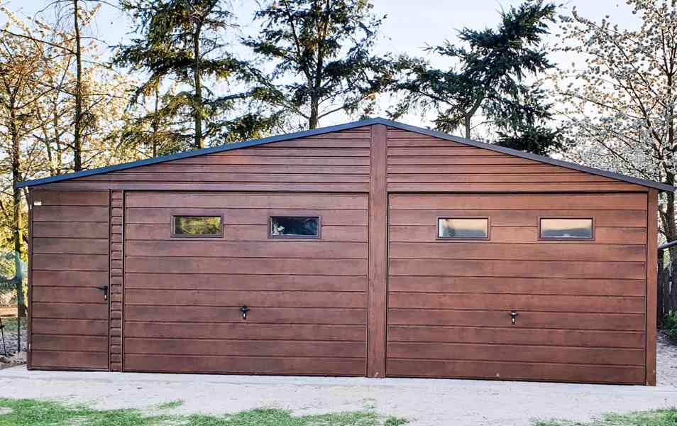 Plechová garáž 7x6m sedlová střecha - 2x vrata + dveře TS295 - foto 4