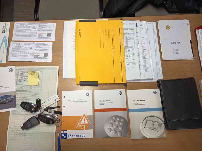 Volkswagen Touareg 3,0TDI 4Motion V6 ČR 1 majitel DPH  - foto 17