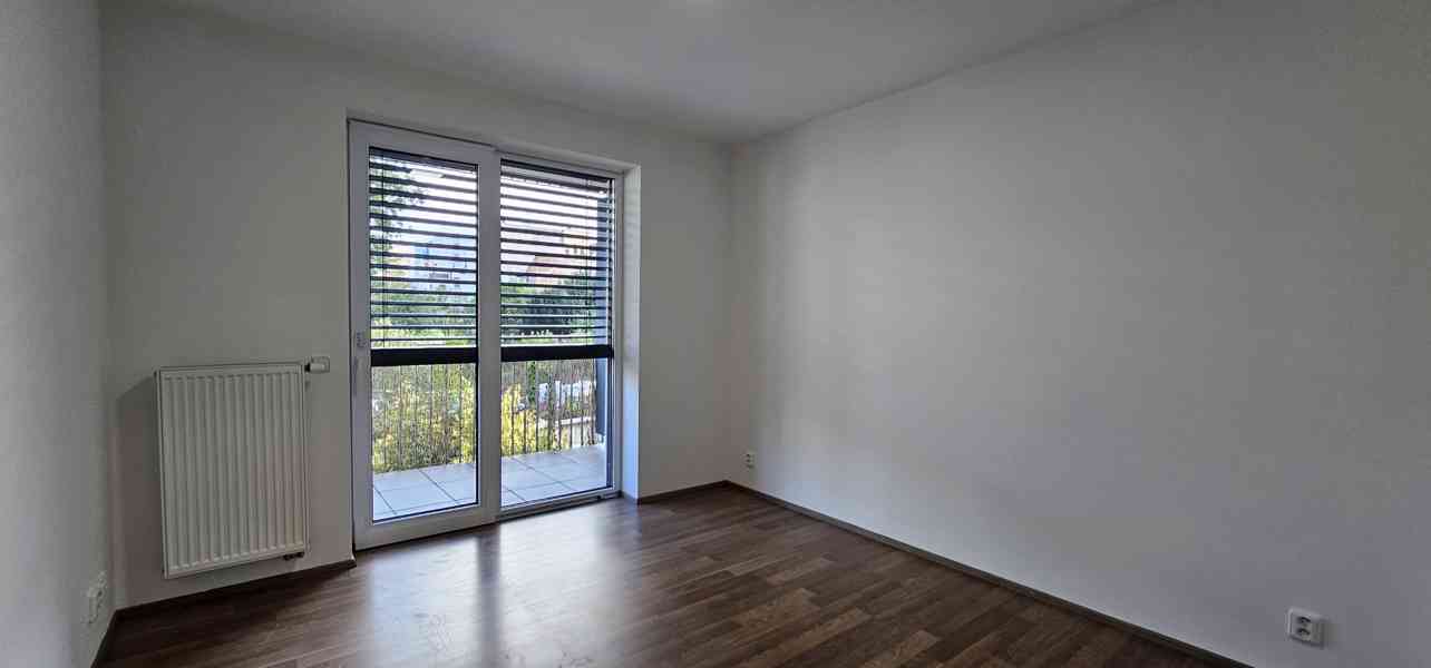 PRONÁJEM BYTU 2+KK, TERASA, GARÁŽOVÉ STÁNÍ A SKLEP, BRNO - foto 11