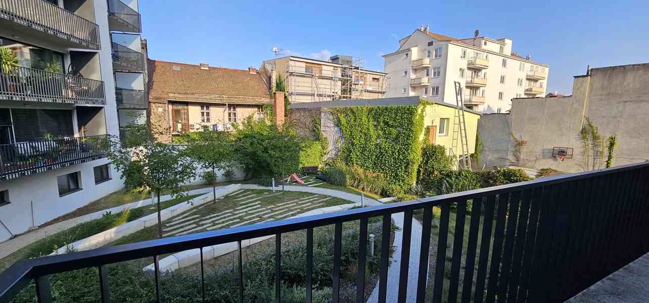 PRONÁJEM BYTU 2+KK, TERASA, GARÁŽOVÉ STÁNÍ A SKLEP, BRNO - foto 6