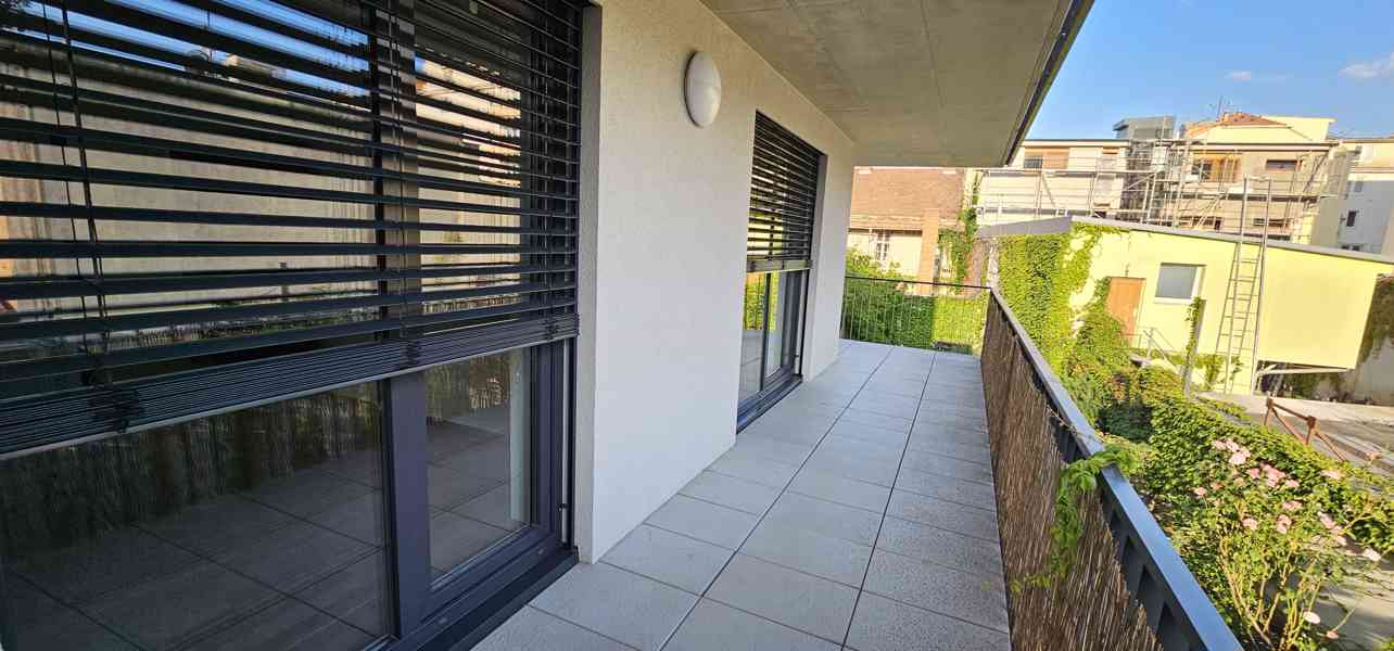 PRONÁJEM BYTU 2+KK, TERASA, GARÁŽOVÉ STÁNÍ A SKLEP, BRNO - foto 9