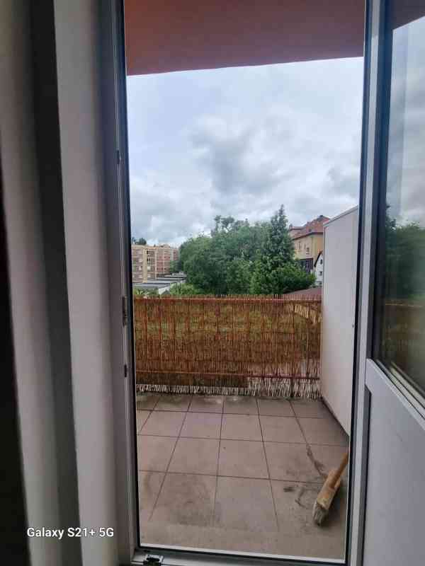 Pronájem bytu 2+1 68 m² - foto 7