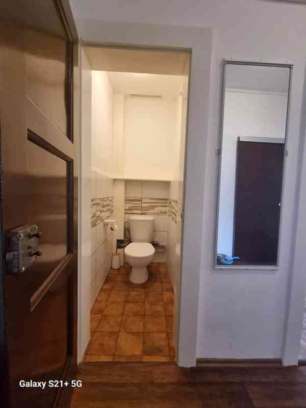 Pronájem bytu 2+1 68 m² - foto 3