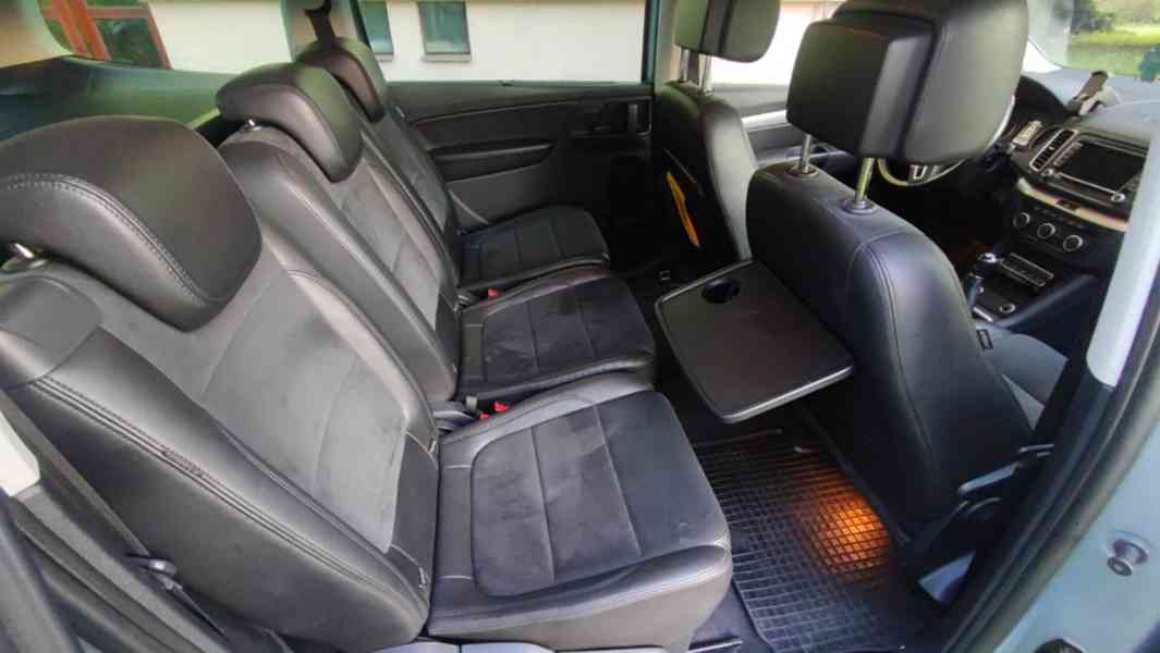 VW Sharan III 2.0TDI 103kw 4 Motion Highline 7mist CZ 2014 - foto 13