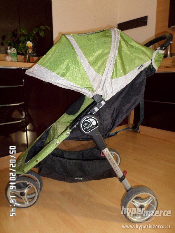 Prodám používaný kočárek Citi Mini by baby jogger - foto 3