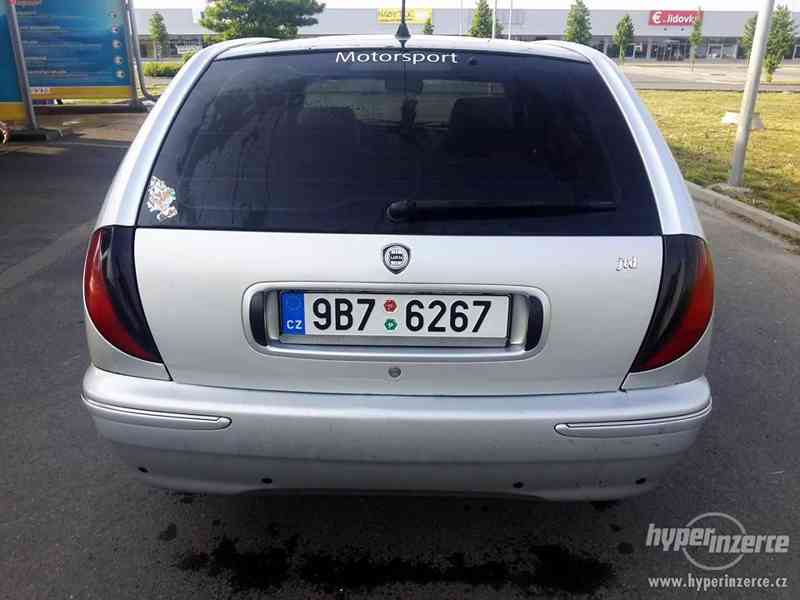 Lancia Lybra Combi 2.4 JTD - foto 18