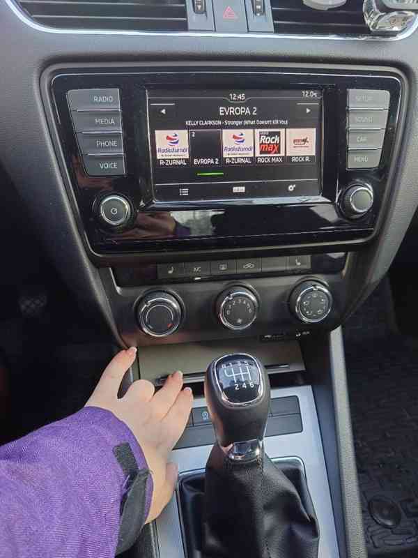 Škoda Octavia 1.4 TSI 110kW - foto 6